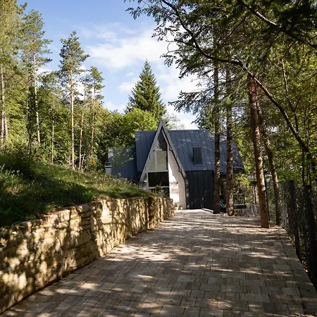 Smetovi With Jacuzzi & Sauna Holiday home Zenica