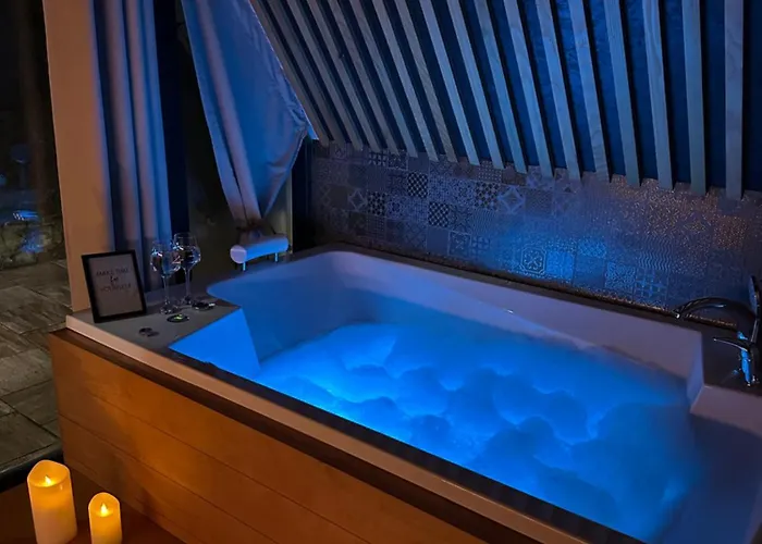 Smetovi With Jacuzzi & Sauna Holiday home *